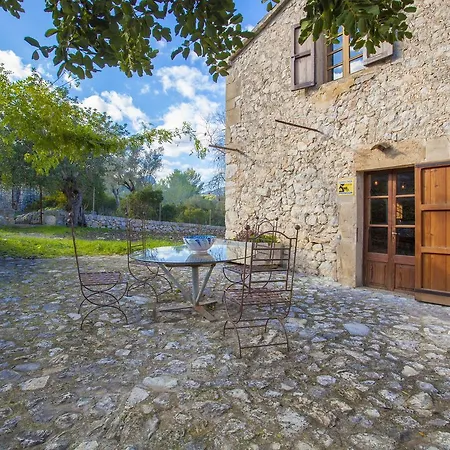 Guillo Villa *