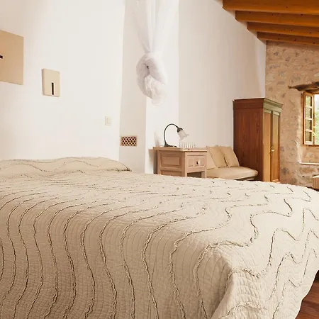 Guillo Villa *